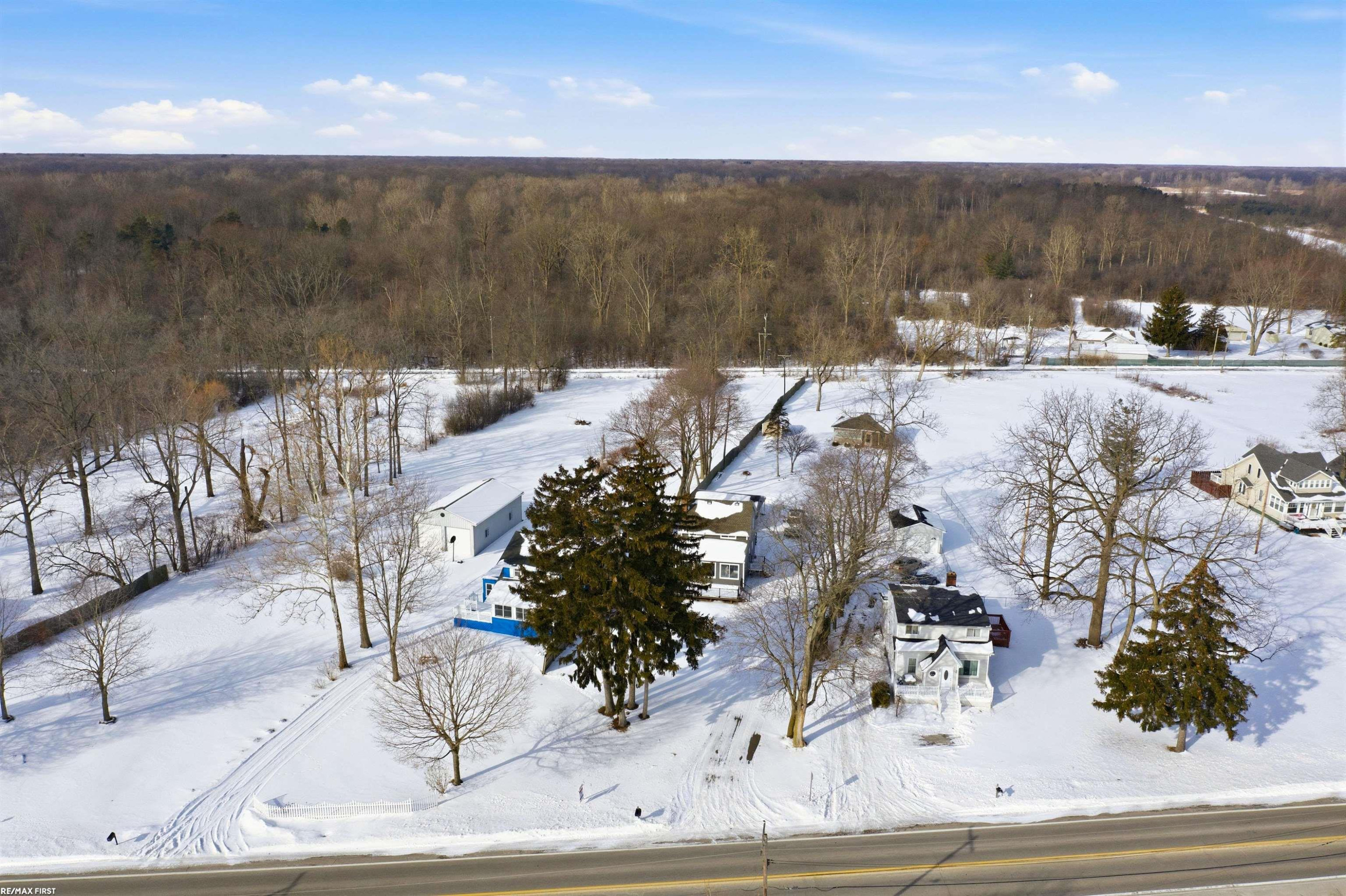 8600 River Road, MI — Photo 44