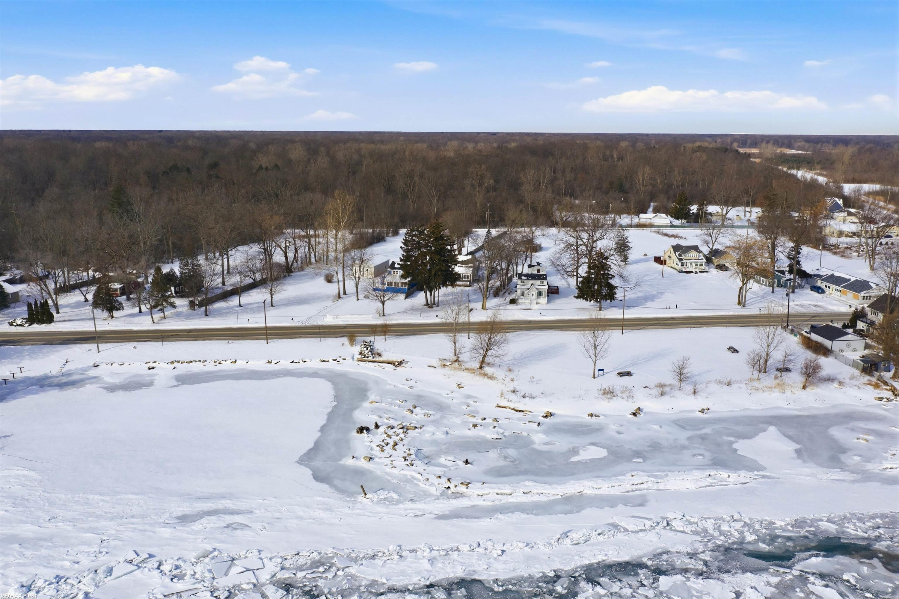 8600 River Road, MI — Photo 45