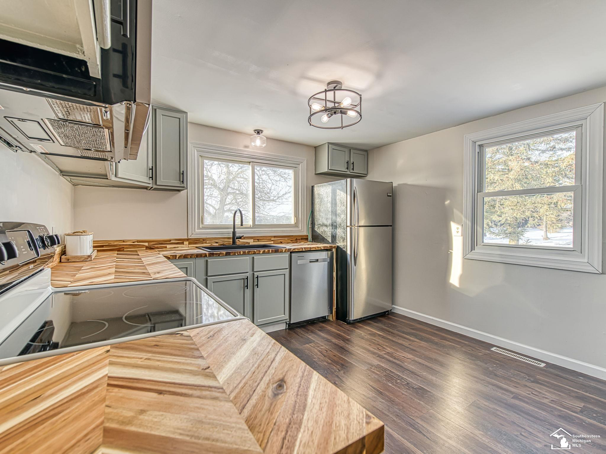 4181 Wells Road, Petersburg, MI 49270 — Photo 8