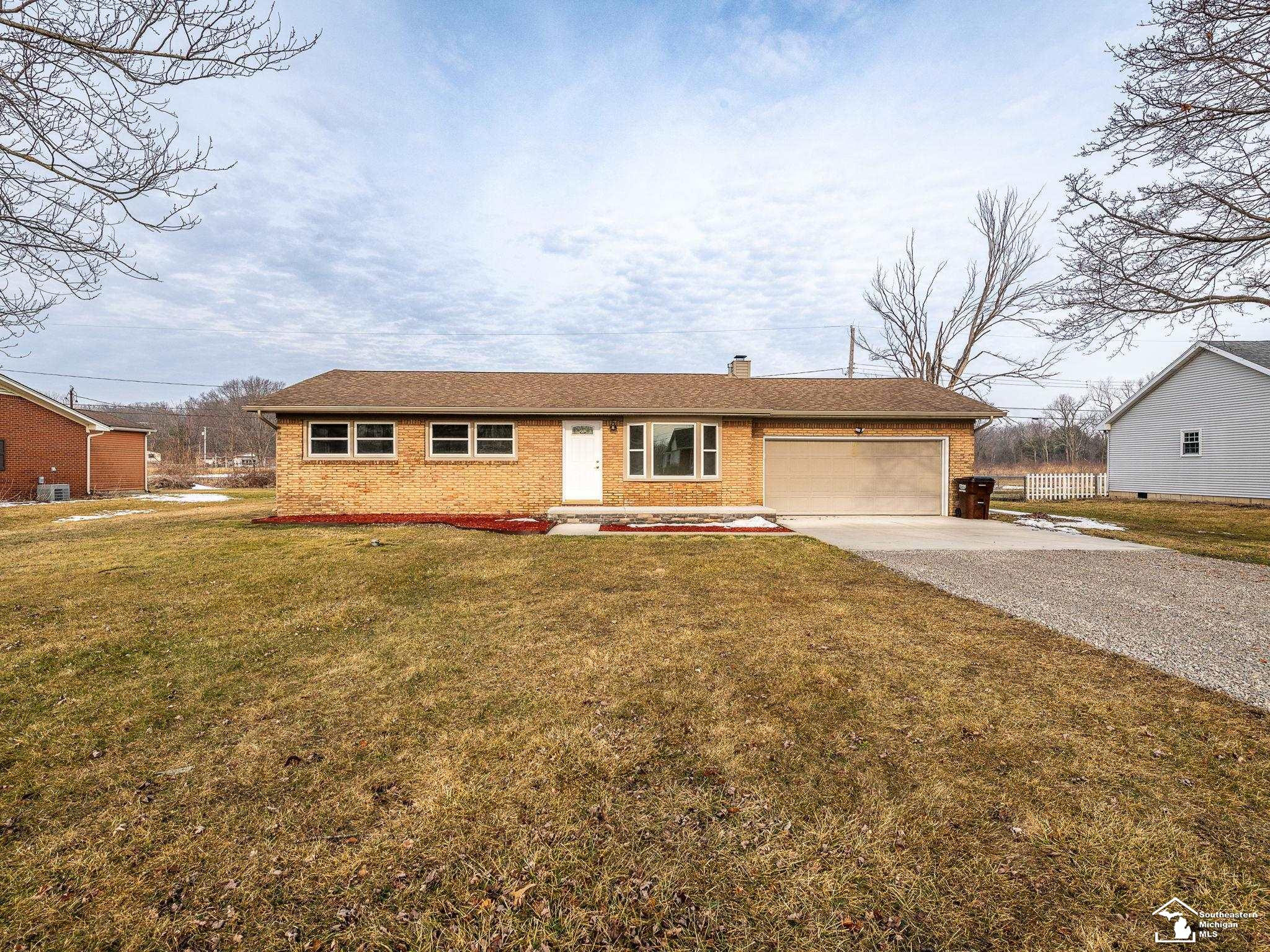 11685 Brookshire Drive, Temperance, MI 48182 — front exterior