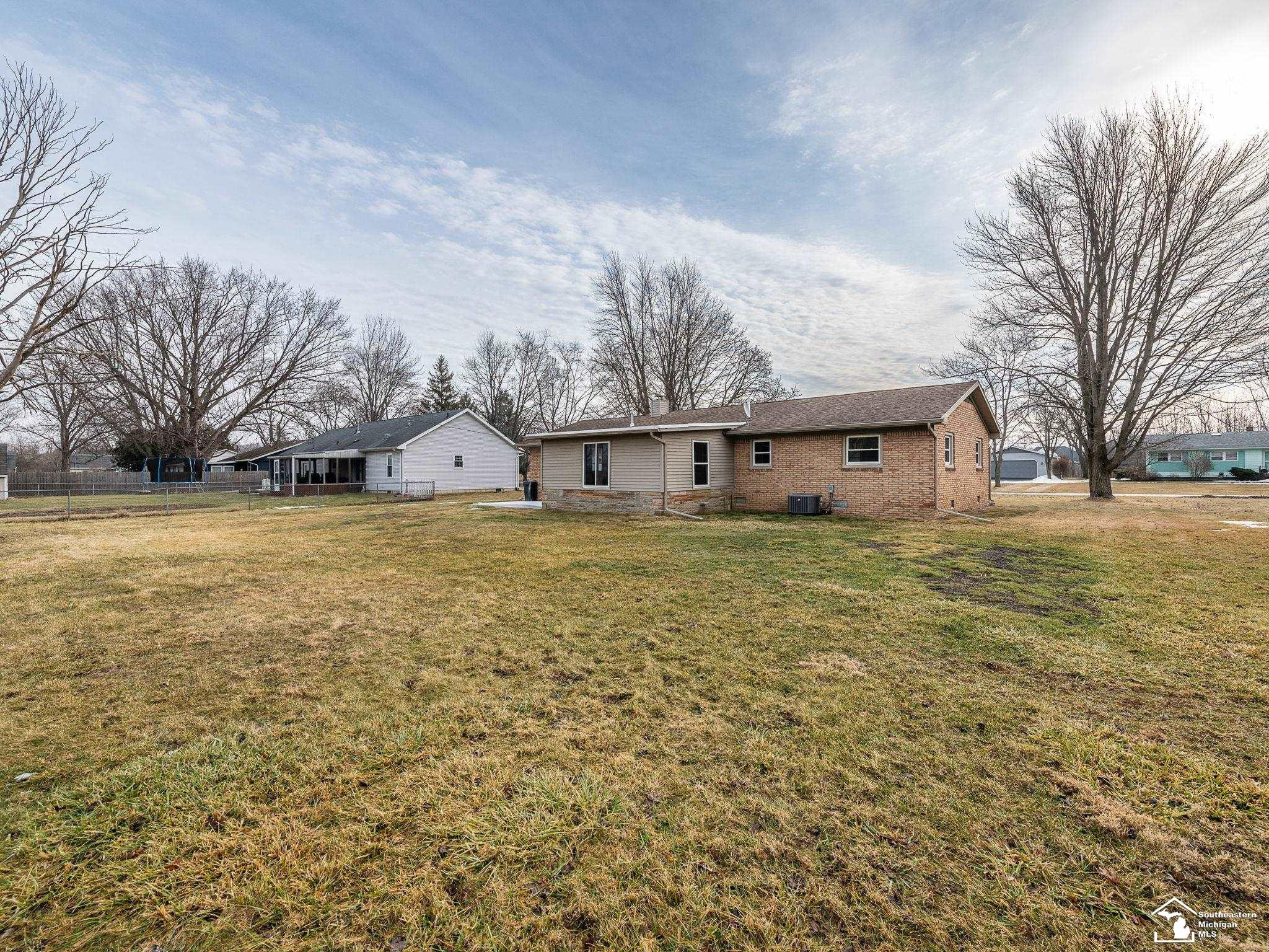 11685 Brookshire Drive, Temperance, MI 48182 — Photo 27