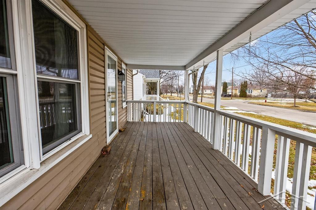 304 Main Street, Bay City, MI 48706 — Photo 3
