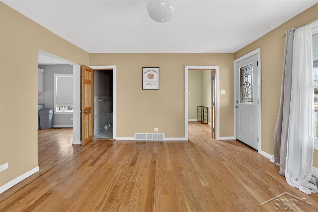 304 Main Street, Bay City, MI 48706 — Photo 6