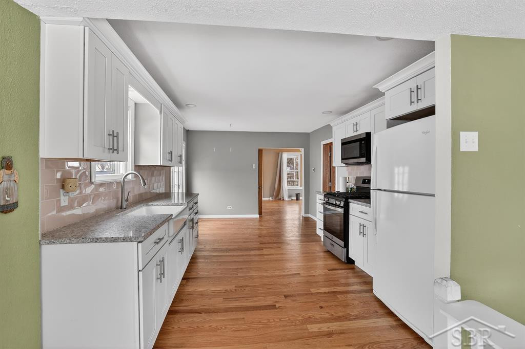 304 Main Street, Bay City, MI 48706 — Photo 13
