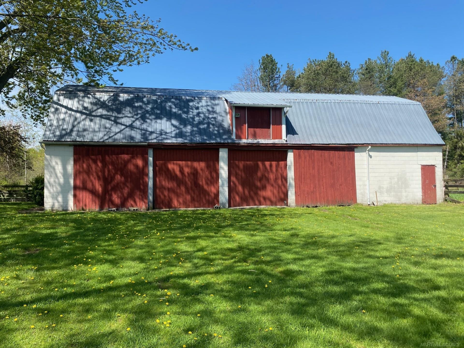 9224 Weber Road, Richmond, MI — Photo 4