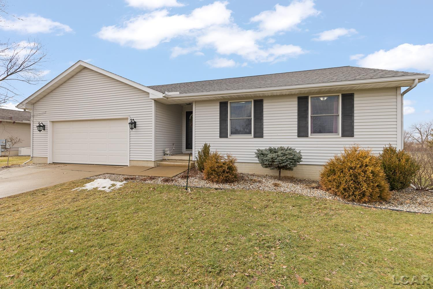 3238 W Northmor Drive, Adrian, MI 49221 — Photo 2