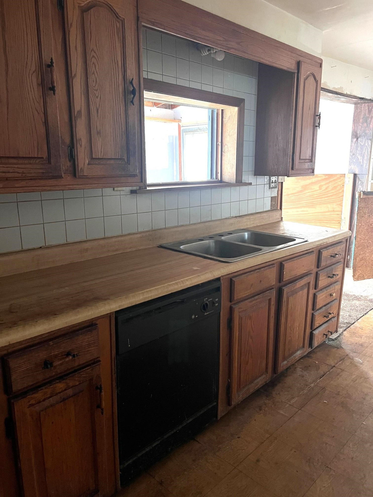 314 N Main Street, Perry, MI 48872 — Photo 10