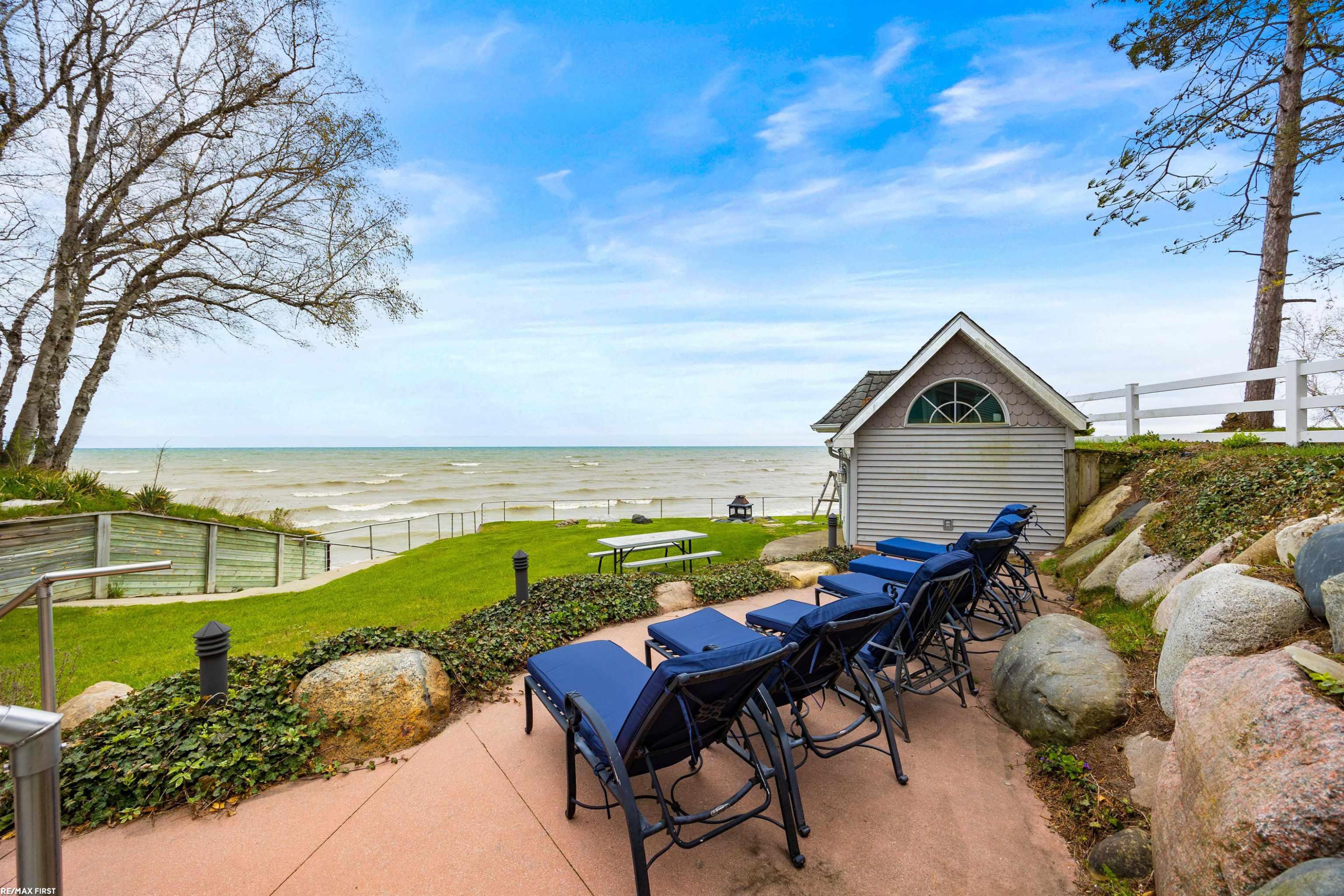 3864 Lakeshore Road, Deckerville, MI 48427 — Photo 4