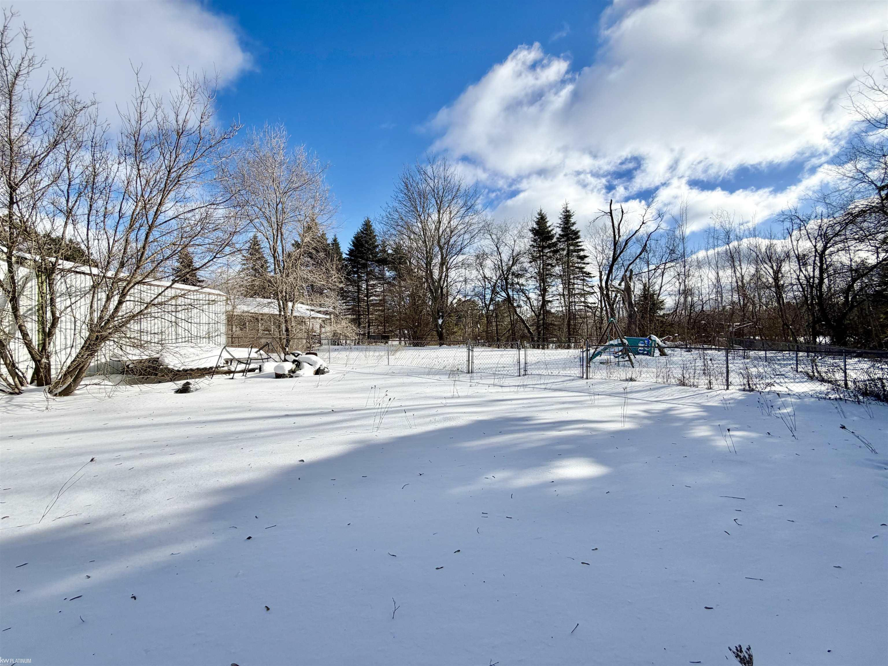 100 S Nellsville Road, Houghton Lake, MI 48629 — Photo 4