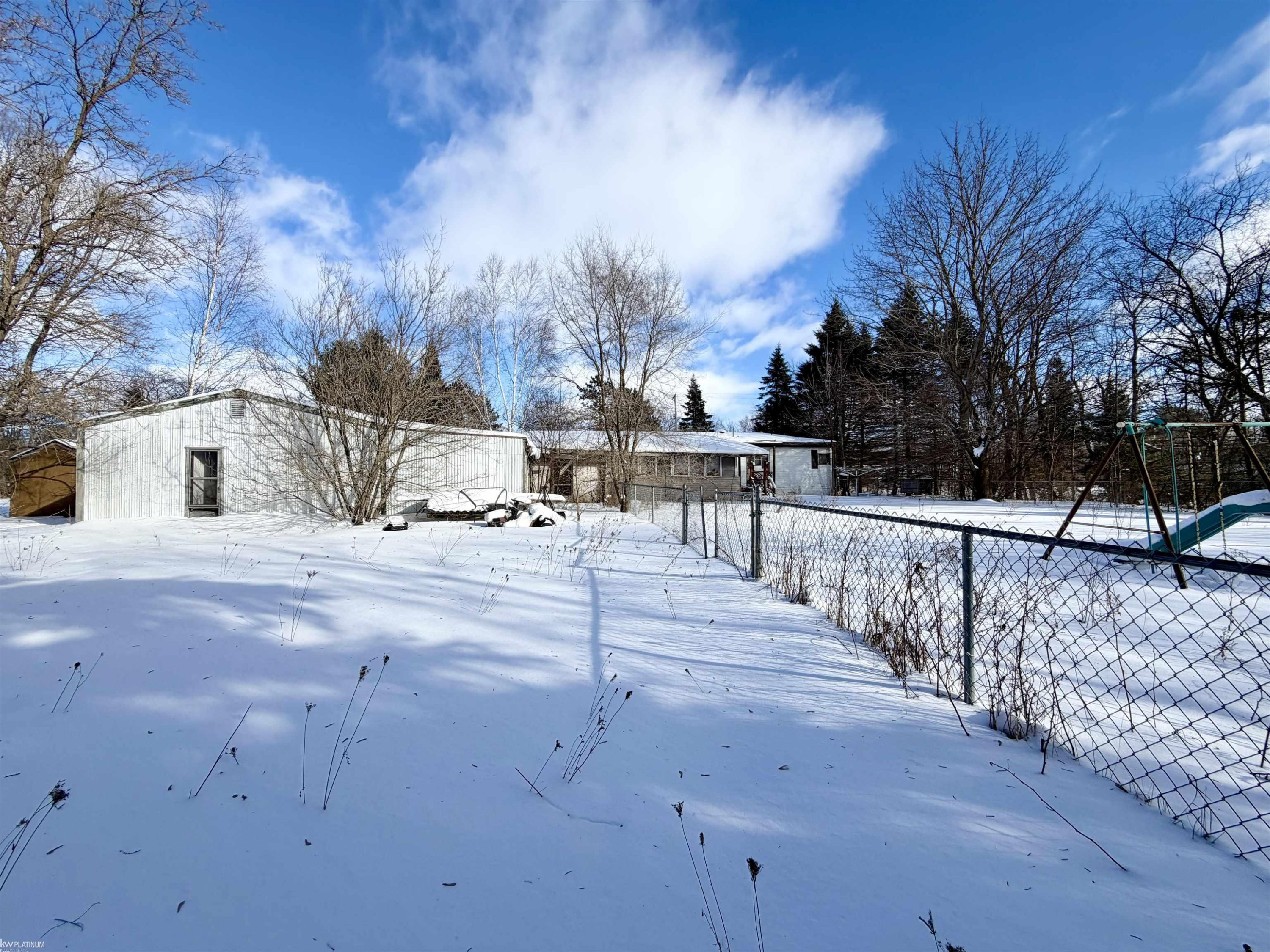 100 S Nellsville Road, Houghton Lake, MI 48629 — Photo 6