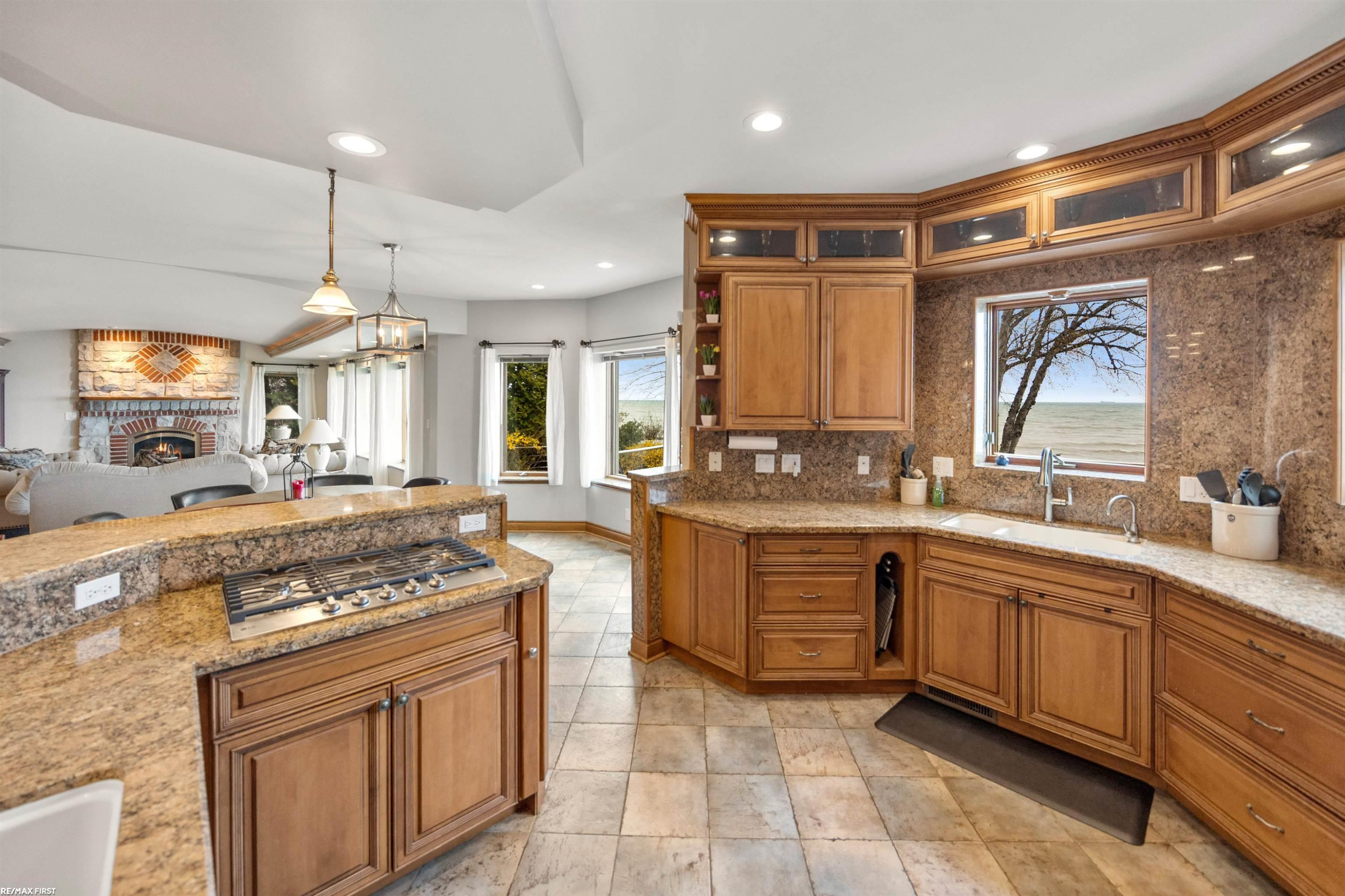 3864 Lakeshore Road, Deckerville, MI 48427 — Photo 9