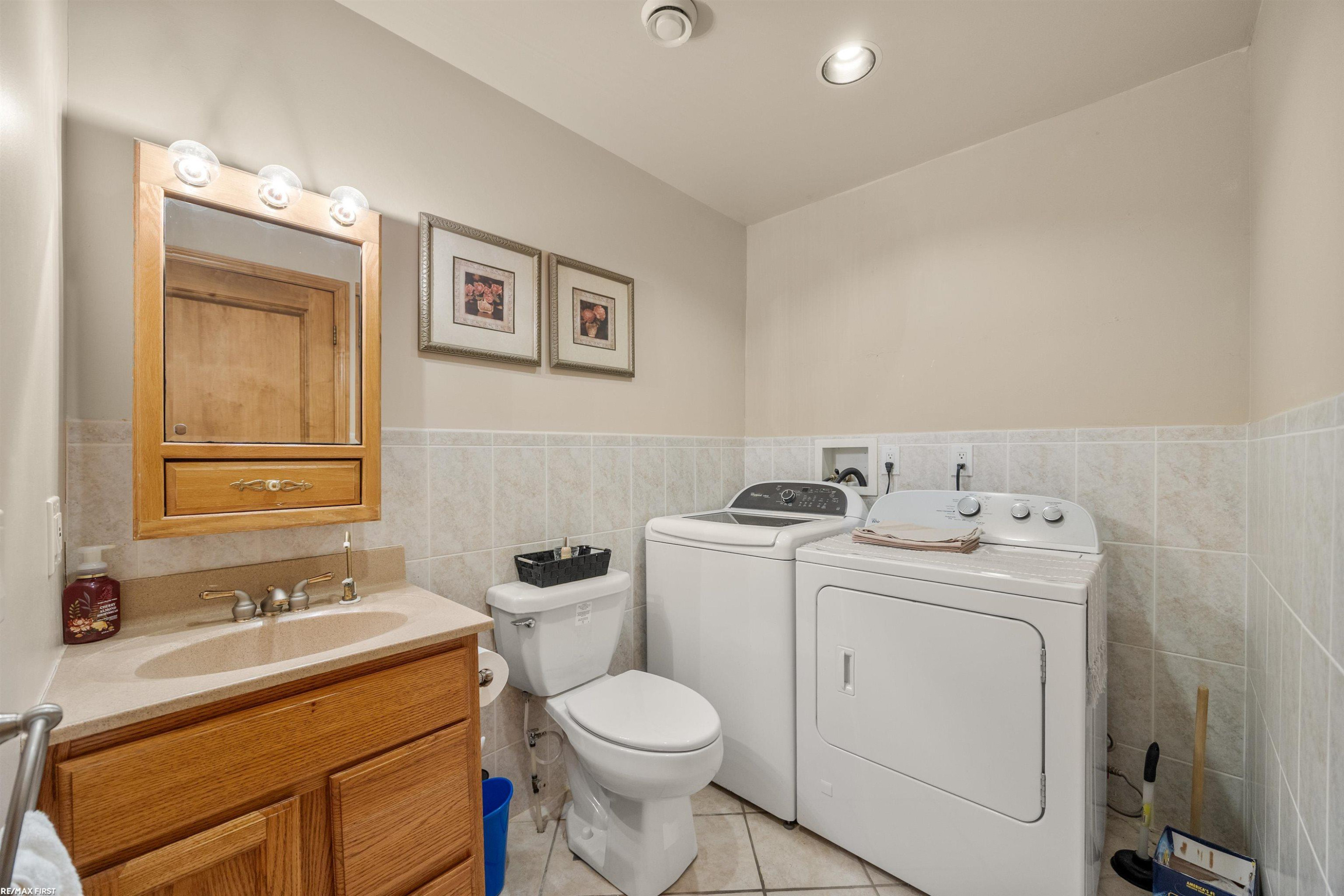 3864 Lakeshore Road, Deckerville, MI 48427 — Photo 68