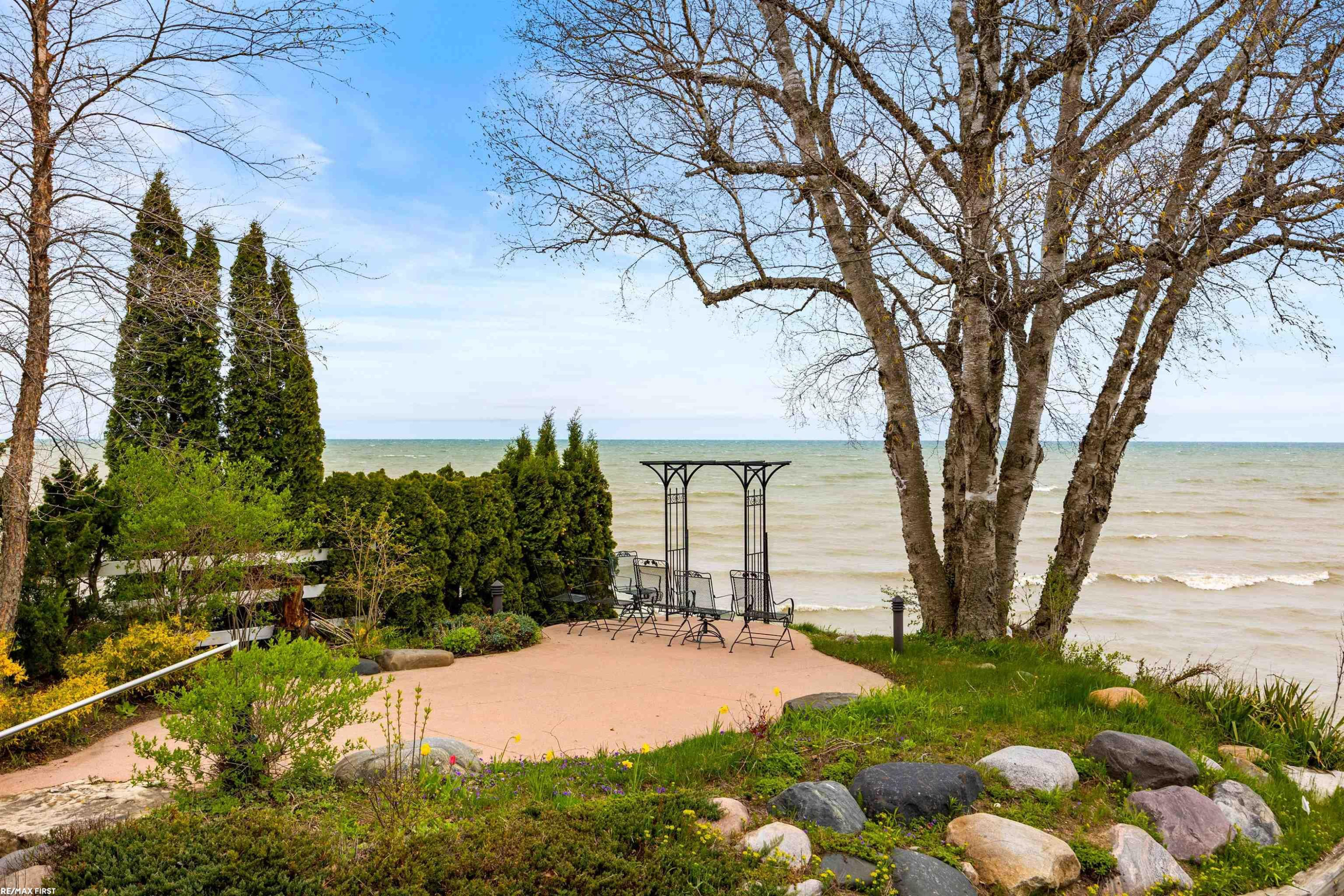 3864 Lakeshore Road, Deckerville, MI 48427 — Photo 86