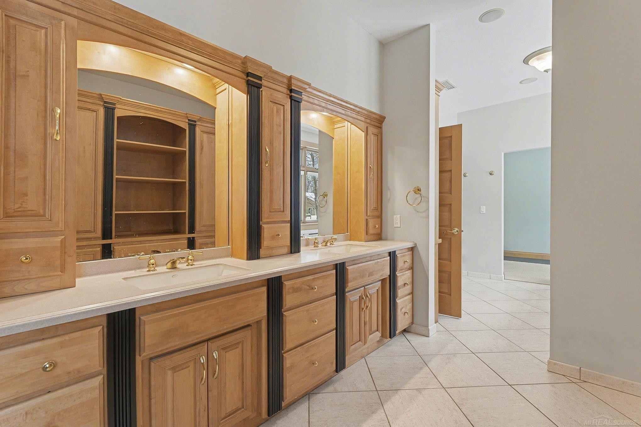 N3870 N Grand Oak Drive, Iron Mountain, MI 49801 — Photo 27
