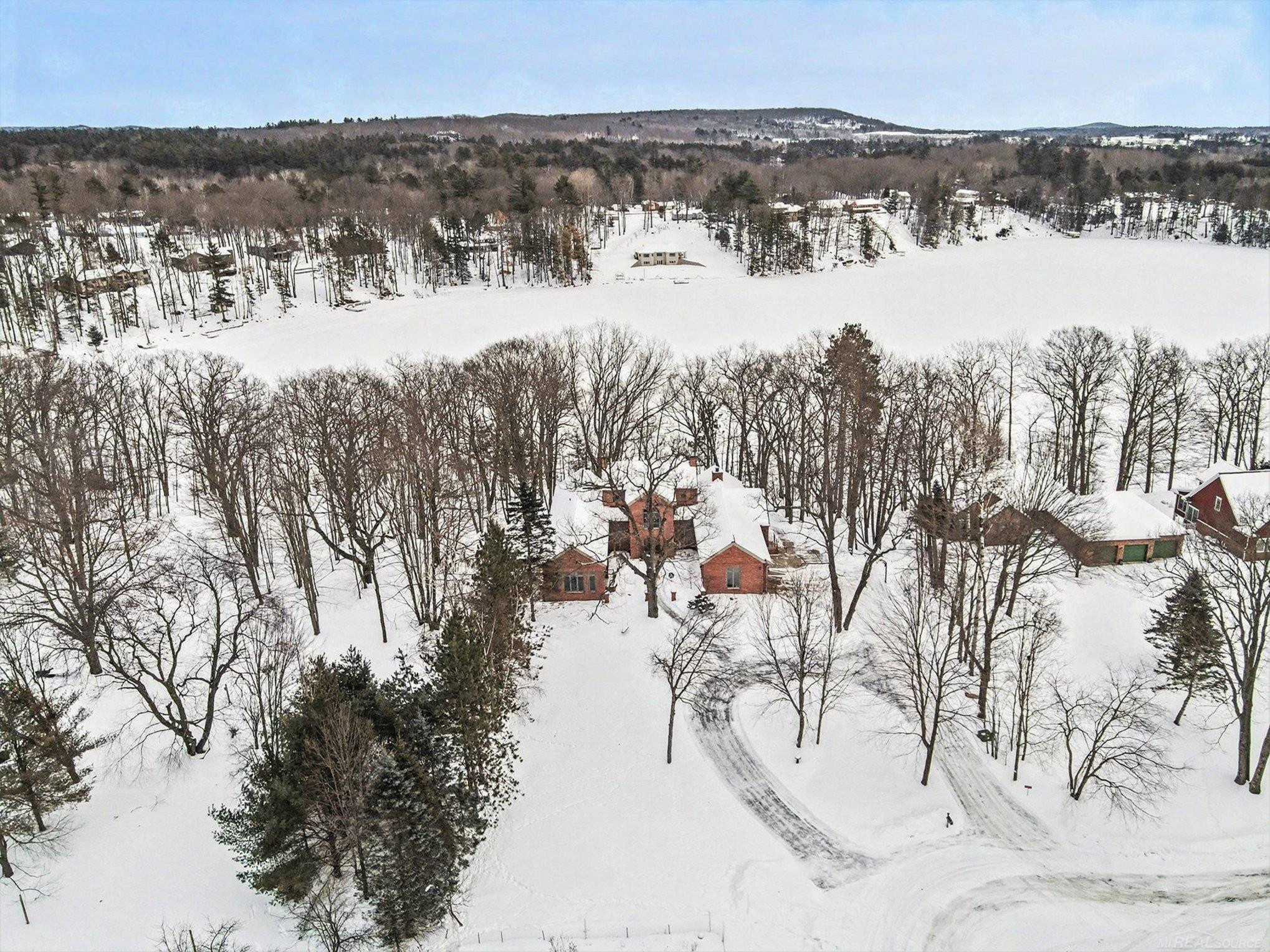 N3870 N Grand Oak Drive, Iron Mountain, MI 49801 — Photo 56