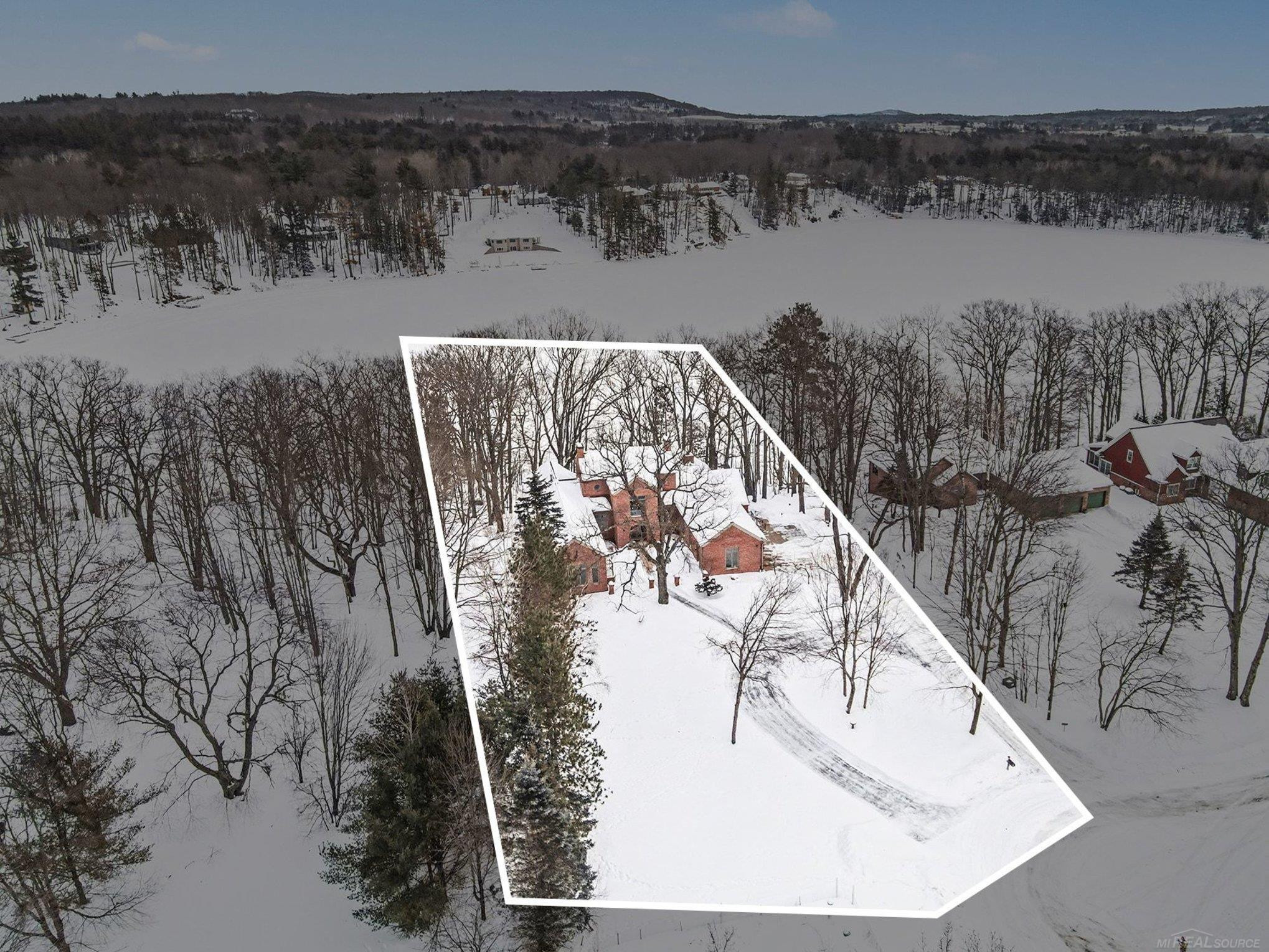N3870 N Grand Oak Drive, Iron Mountain, MI 49801 — Photo 60