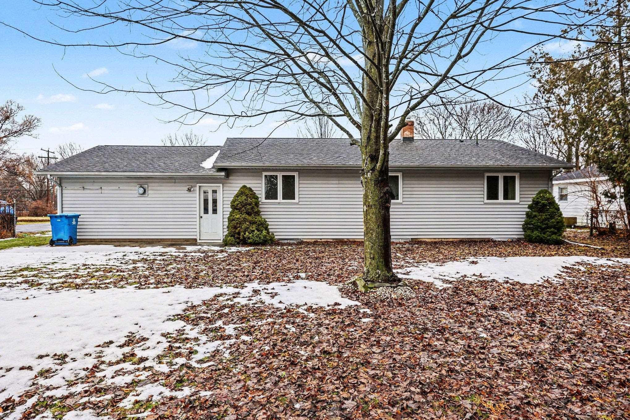 1587 N Knight Road, Essexville, MI 48732 — Photo 25
