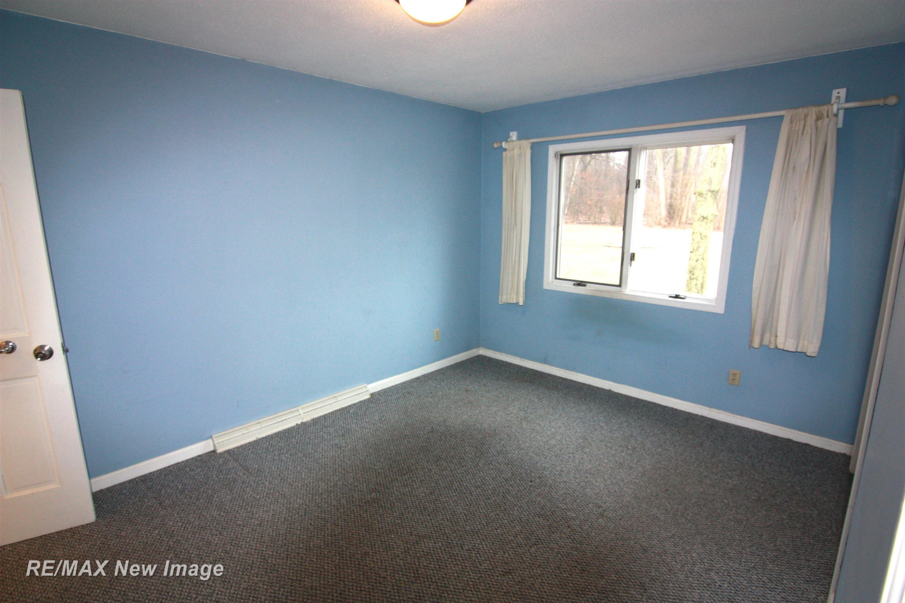 12495 Frost Road, Hemlock, MI 48626 — Photo 16