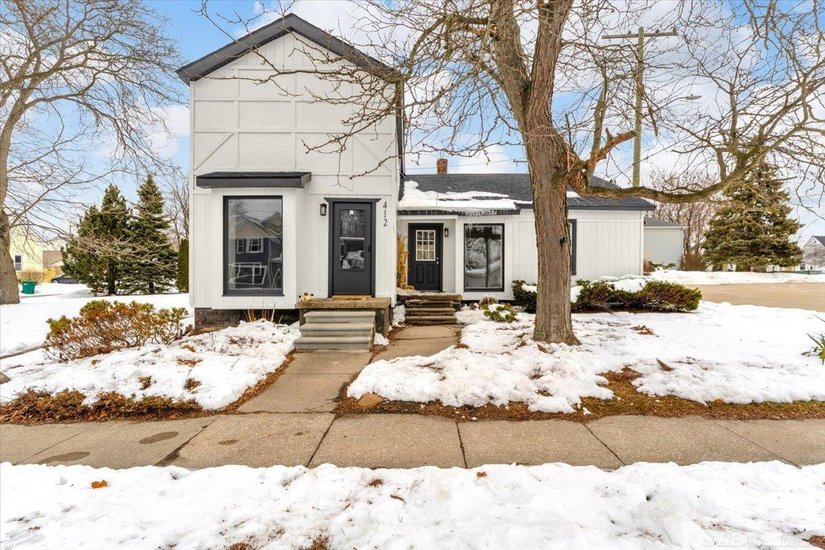 412 Orchard Street, MI 48079 — front exterior