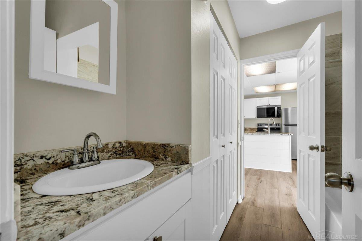 412 Orchard Street, MI 48079 — Photo 10