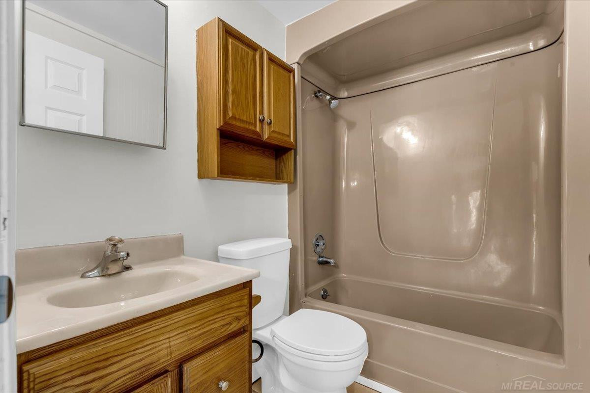 412 Orchard Street, MI 48079 — Photo 24