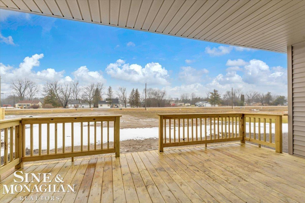 240 Oregon Avenue, Marysville, MI 48040 — Photo 24