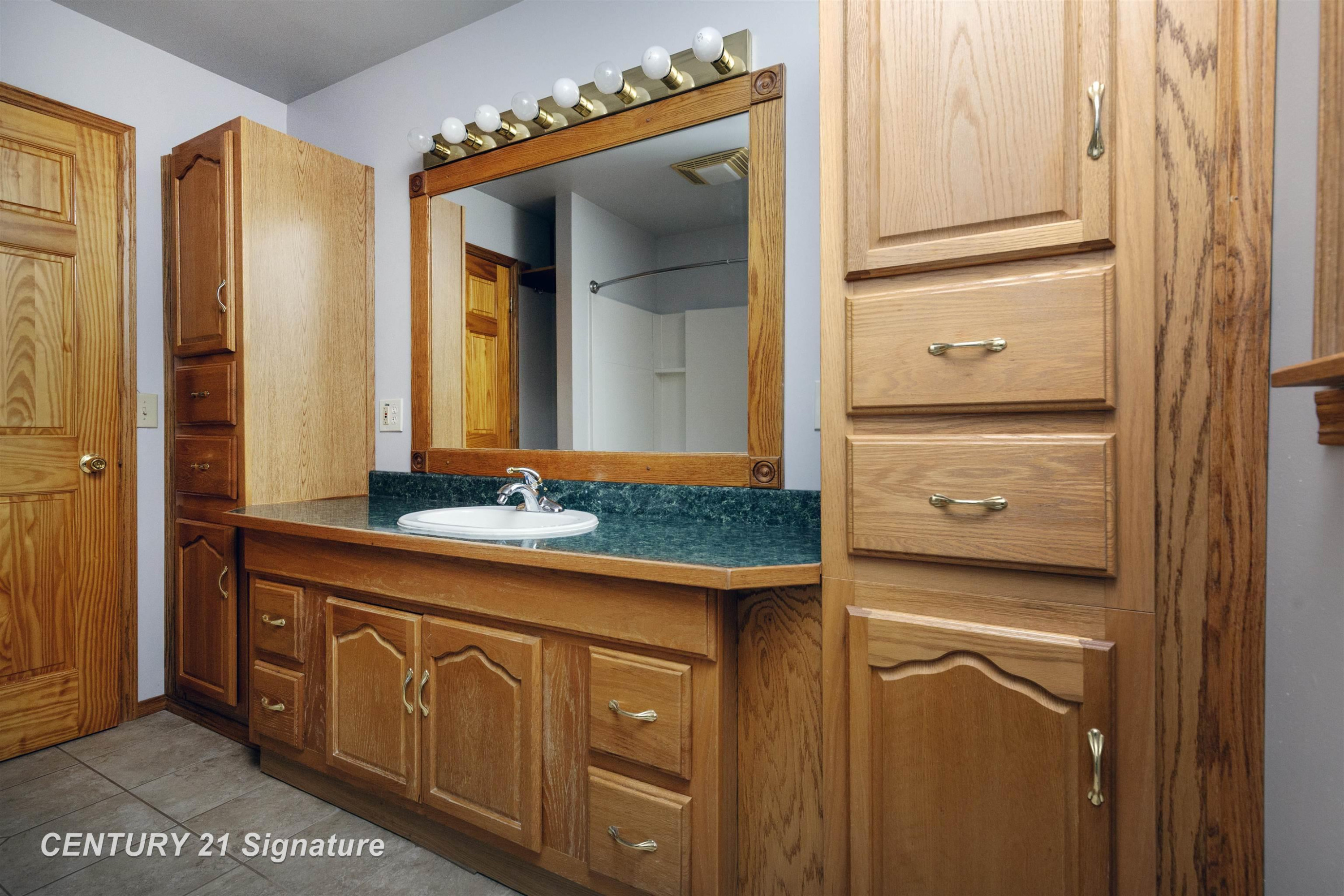 6867 S 3 Mile Road, Bay City, MI 48706 — Photo 12