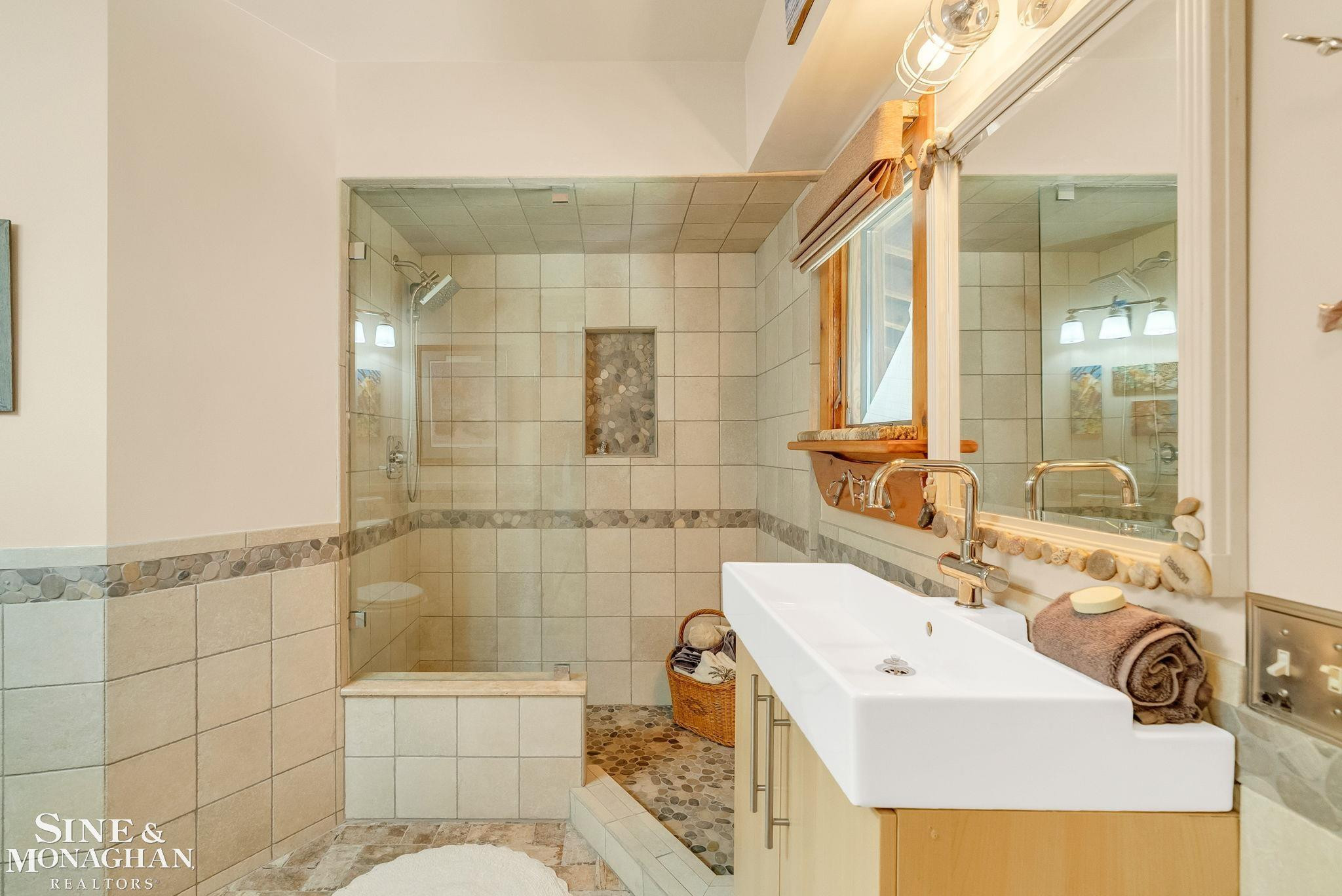 9898 N River Road, MI 48001 — Photo 39