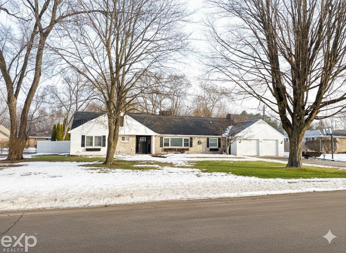 1476 Carress Court, Essexville, MI, 48732