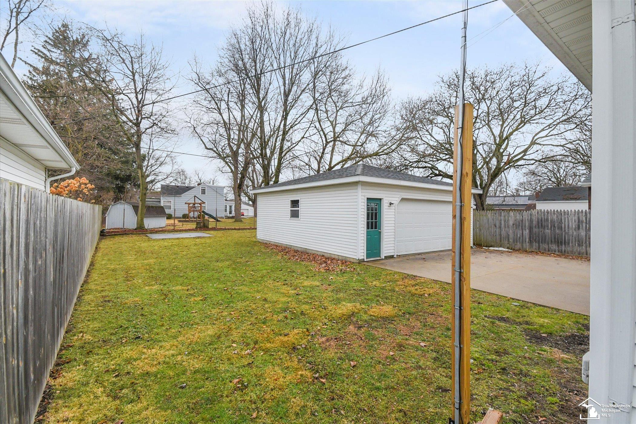 5821 Elmwood Street, Monroe, MI 48161 — Photo 32