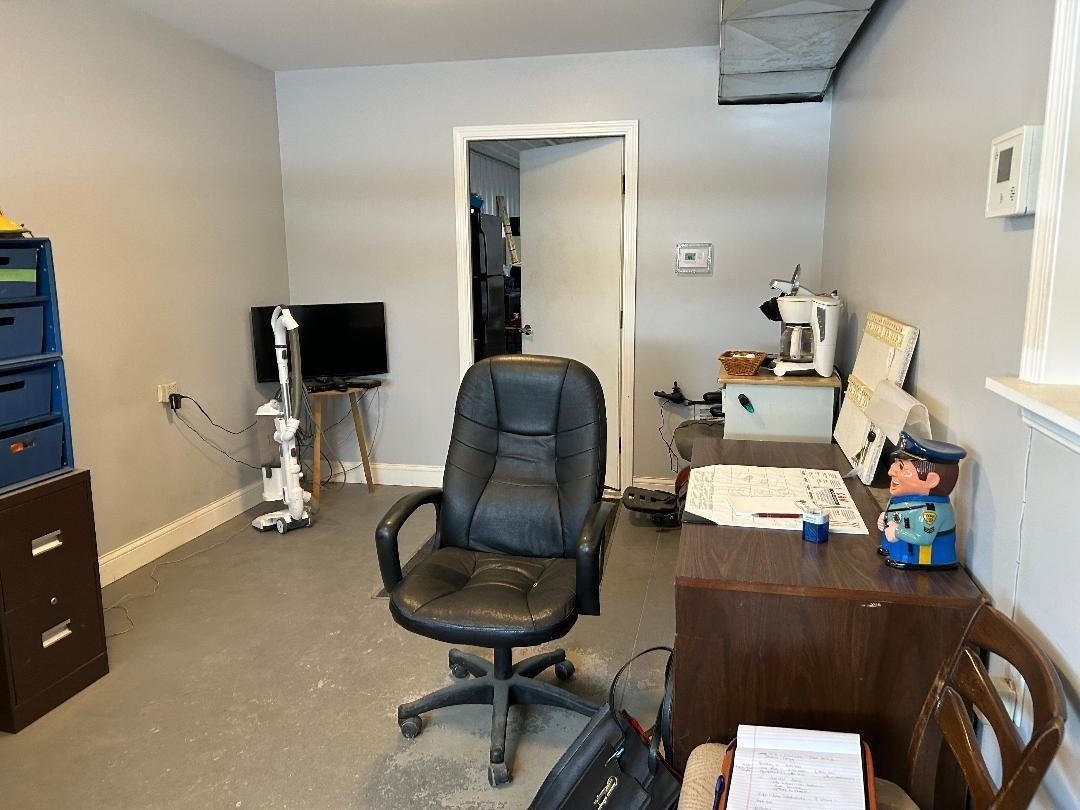 4040 E M-71 Highway, Corunna, MI 48817 — Photo 4