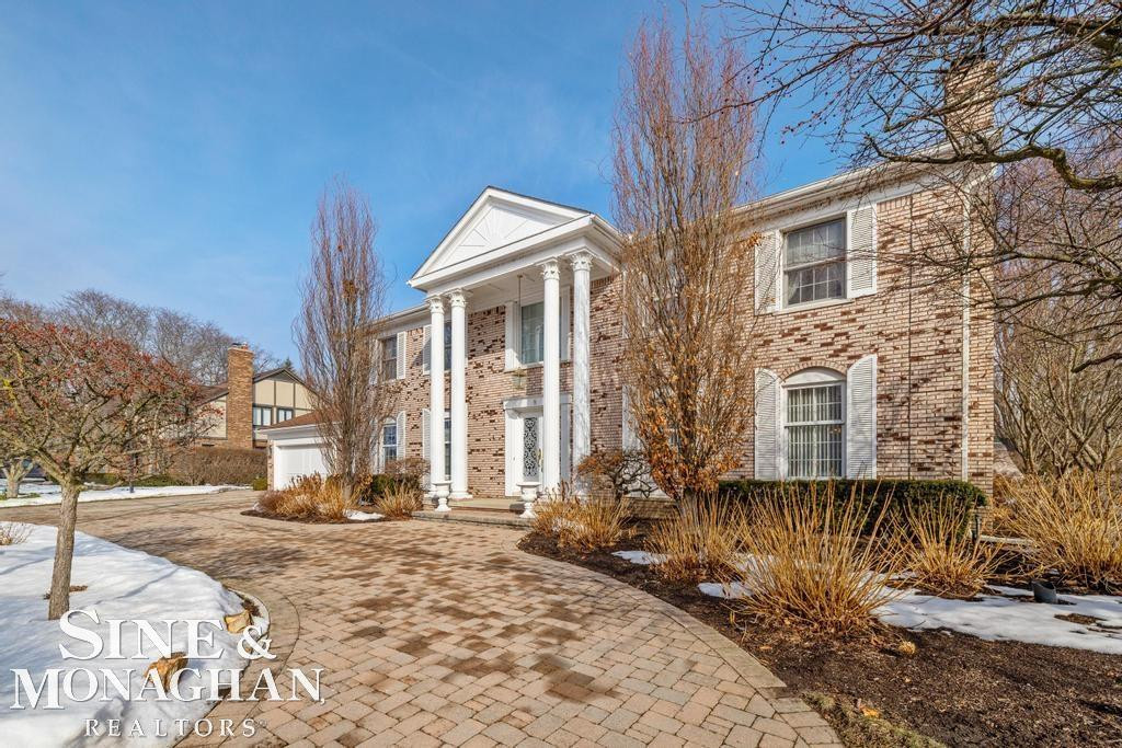 8 Lake Shore Lane, Grosse Pointe Shores, MI 48236 — front exterior