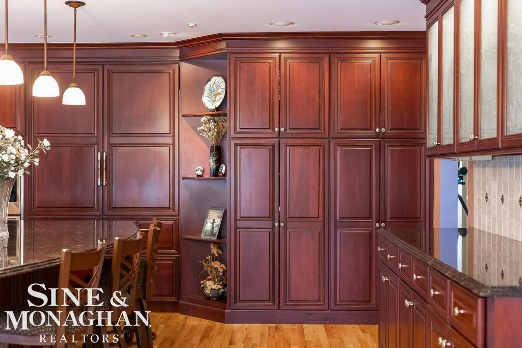 8 Lake Shore Lane, Grosse Pointe Shores, MI 48236 — Photo 32