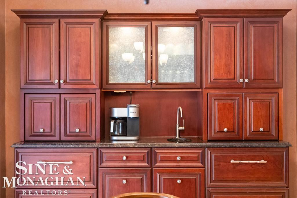 8 Lake Shore Lane, Grosse Pointe Shores, MI 48236 — Photo 36
