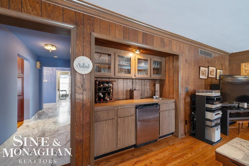 8 Lake Shore Lane, Grosse Pointe Shores, MI 48236 — Photo 48