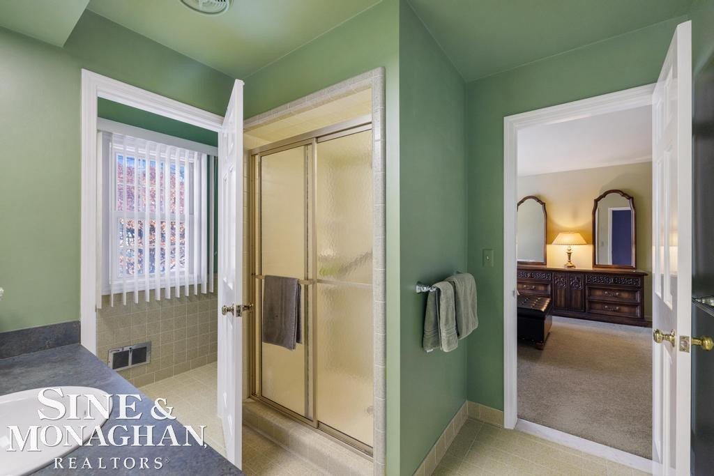 8 Lake Shore Lane, Grosse Pointe Shores, MI 48236 — Photo 57