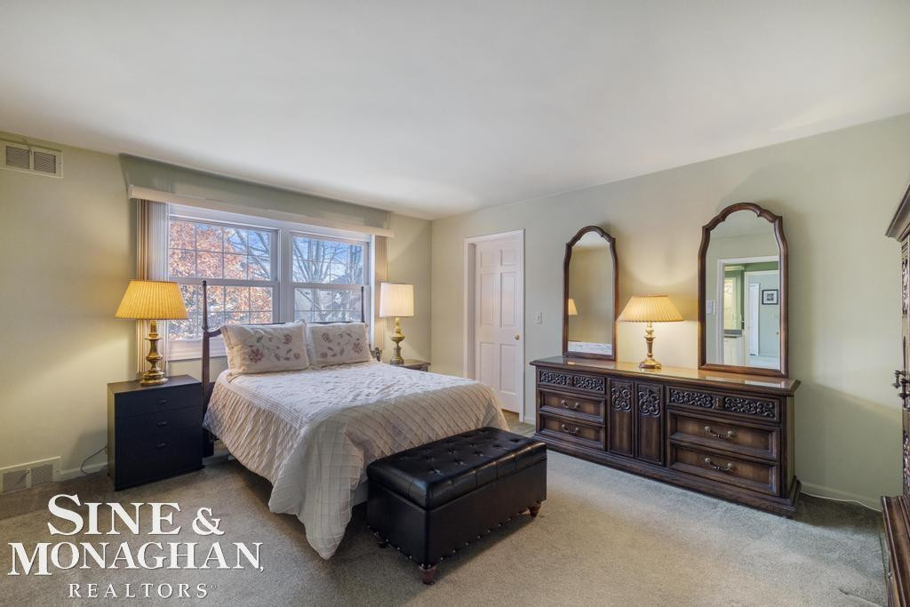 8 Lake Shore Lane, Grosse Pointe Shores, MI 48236 — Photo 59