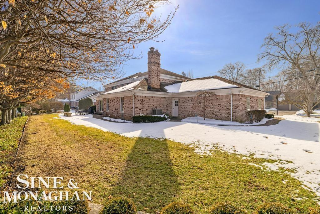 8 Lake Shore Lane, Grosse Pointe Shores, MI 48236 — Photo 78