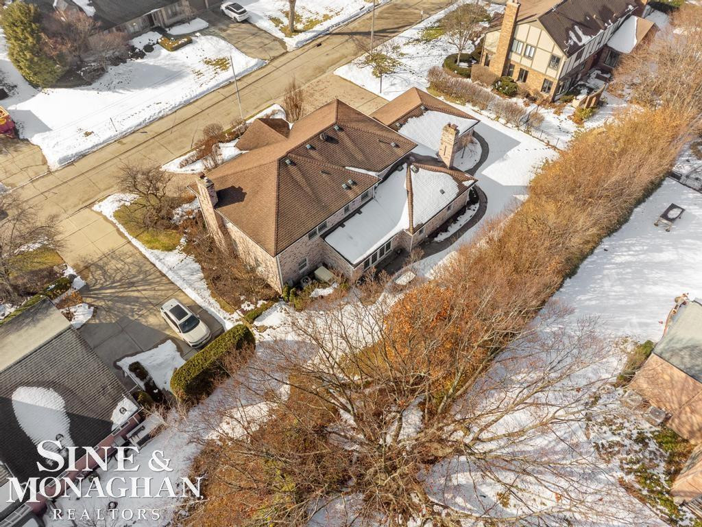 8 Lake Shore Lane, Grosse Pointe Shores, MI 48236 — Photo 89