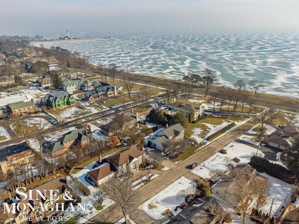 8 Lake Shore Lane, Grosse Pointe Shores, MI 48236 — Photo 92