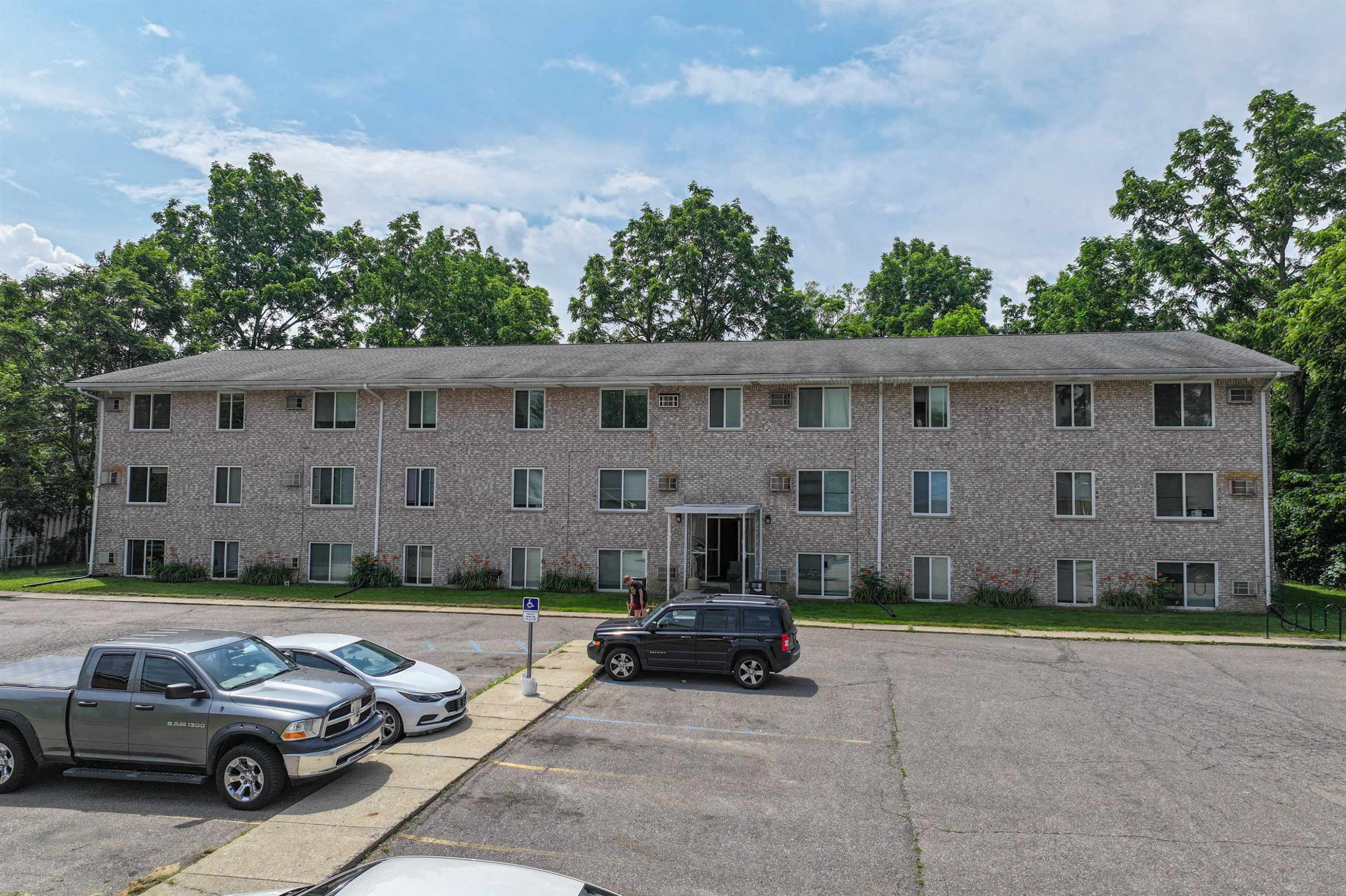 828 North Apt. #17 Street, Apt. #17, MI 48458 — Photo 12