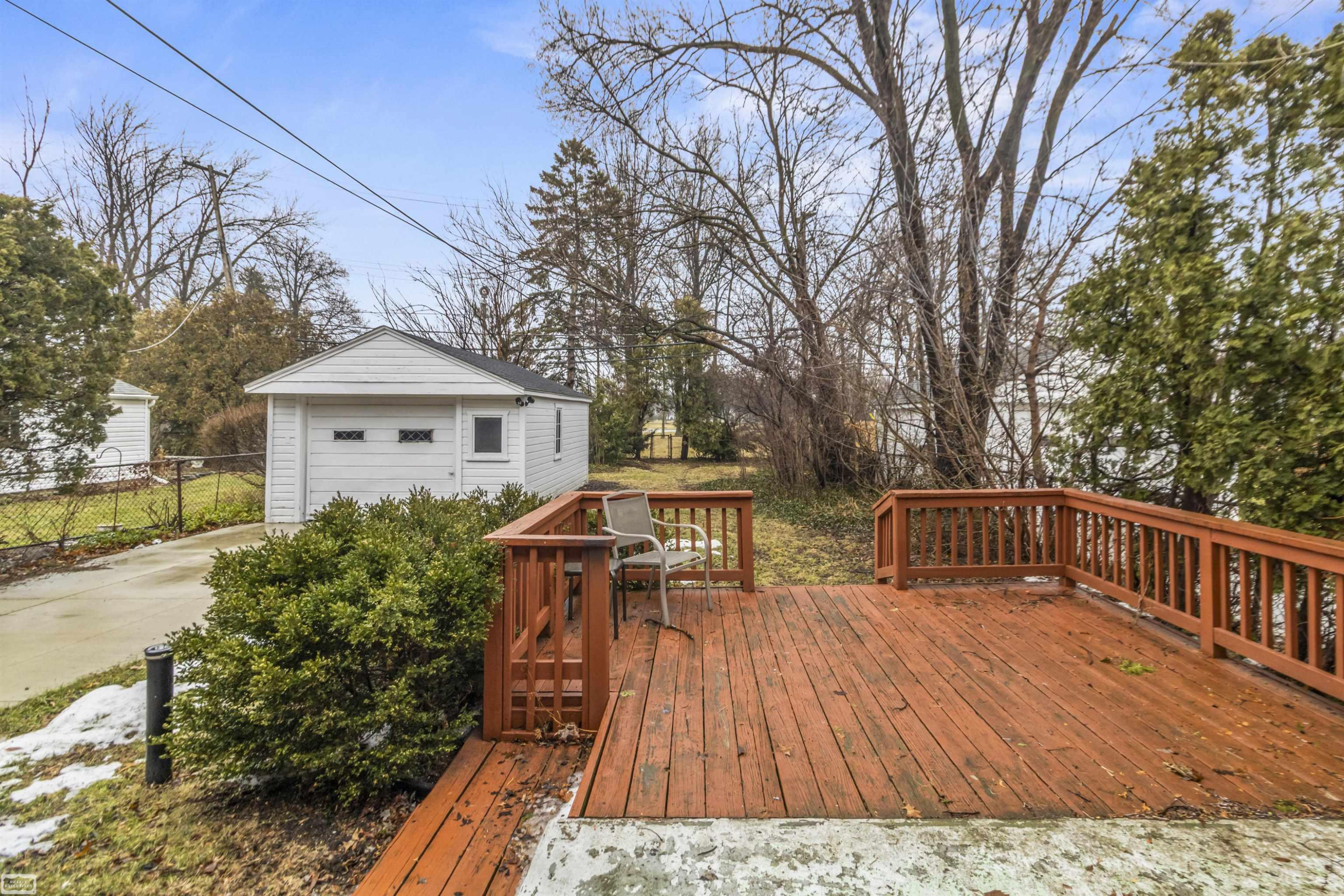 1744 Huntington Street, Grosse Pointe Woods, MI 48236 — Photo 5