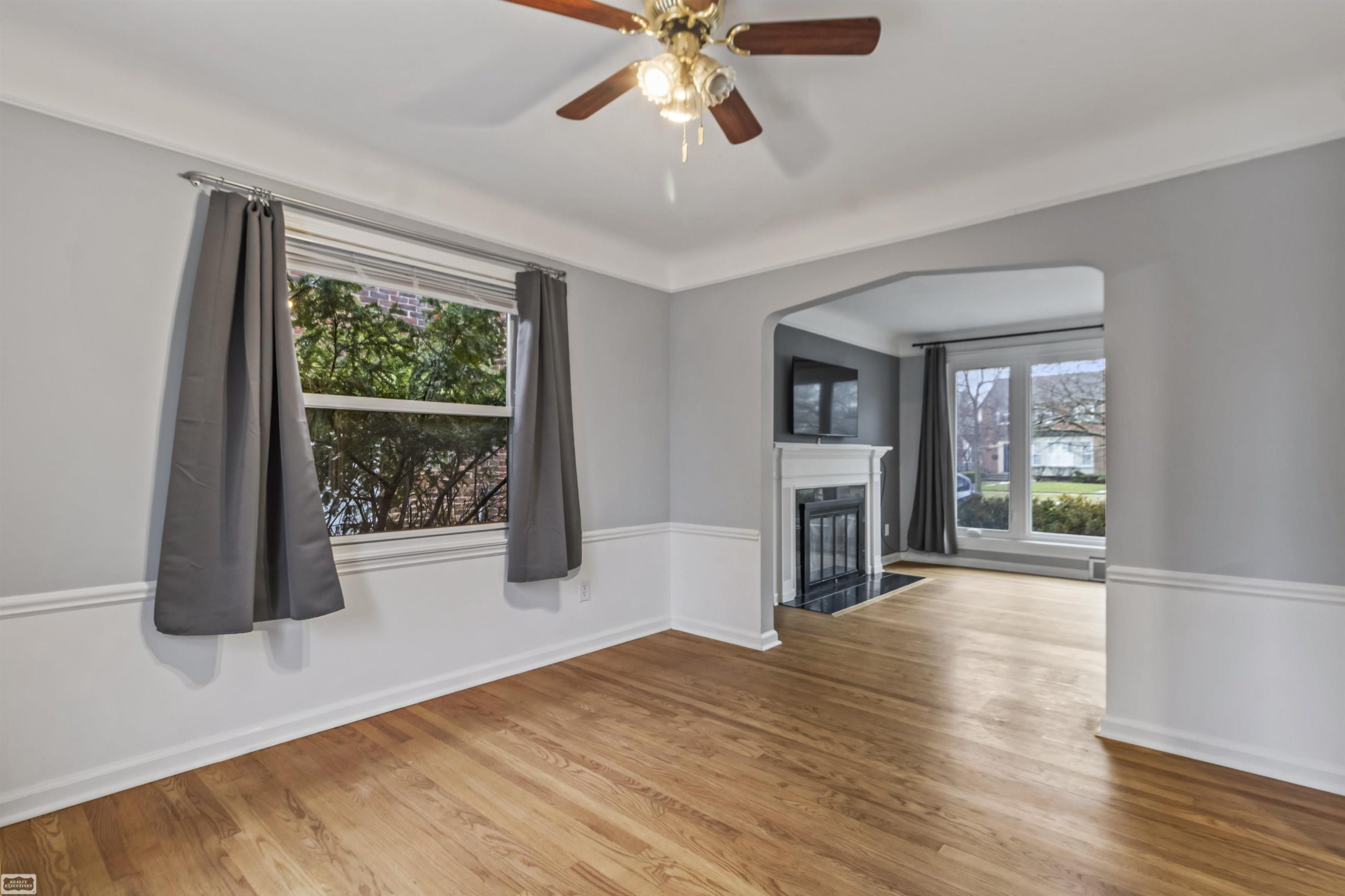 1744 Huntington Street, Grosse Pointe Woods, MI 48236 — Photo 16