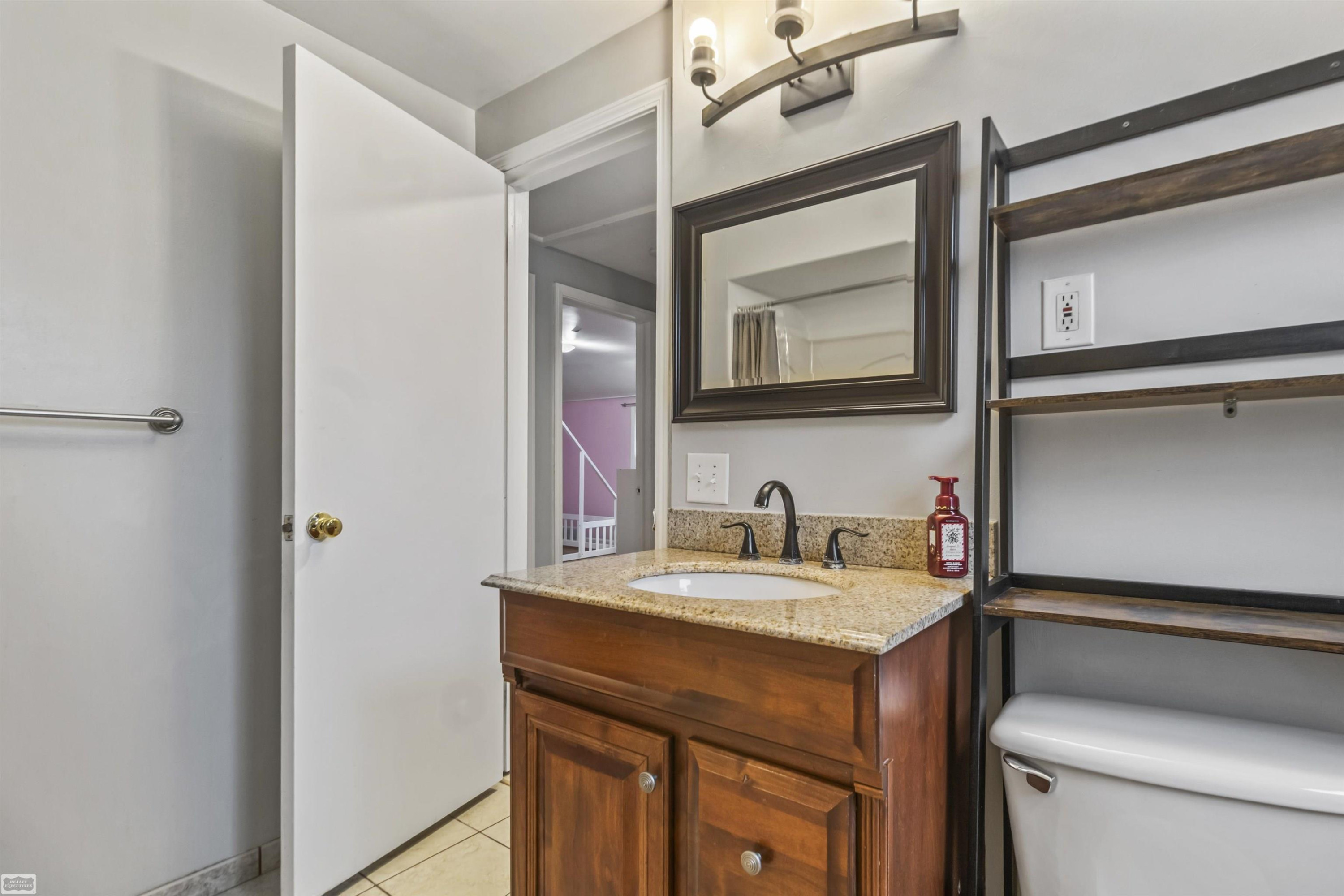1744 Huntington Street, Grosse Pointe Woods, MI 48236 — Photo 18