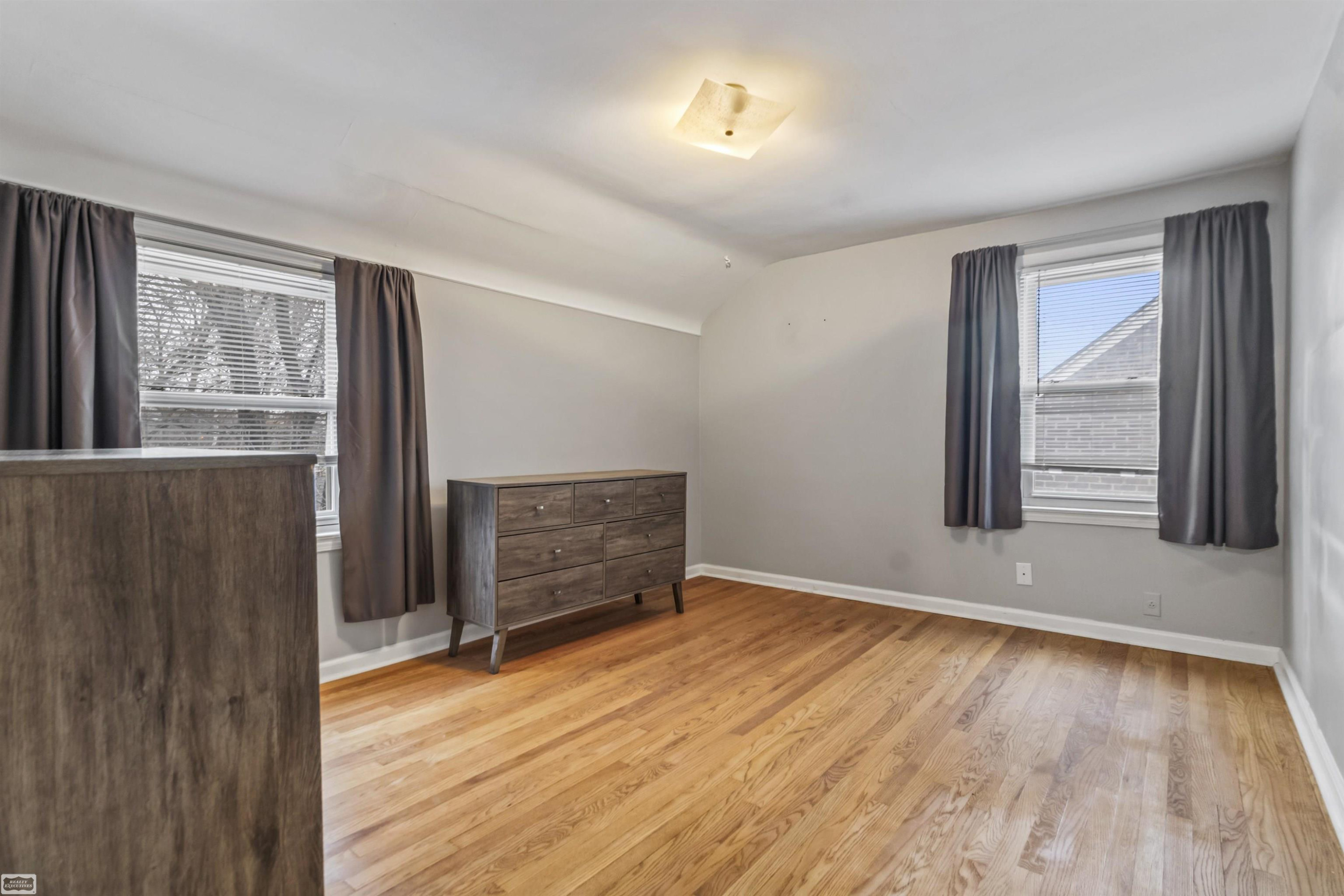 1744 Huntington Street, Grosse Pointe Woods, MI 48236 — Photo 19