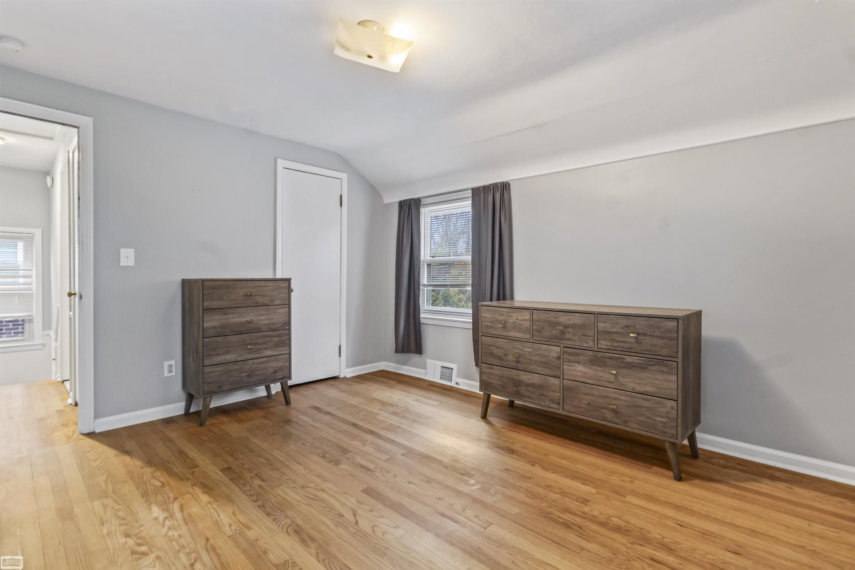 1744 Huntington Street, Grosse Pointe Woods, MI 48236 — Photo 20