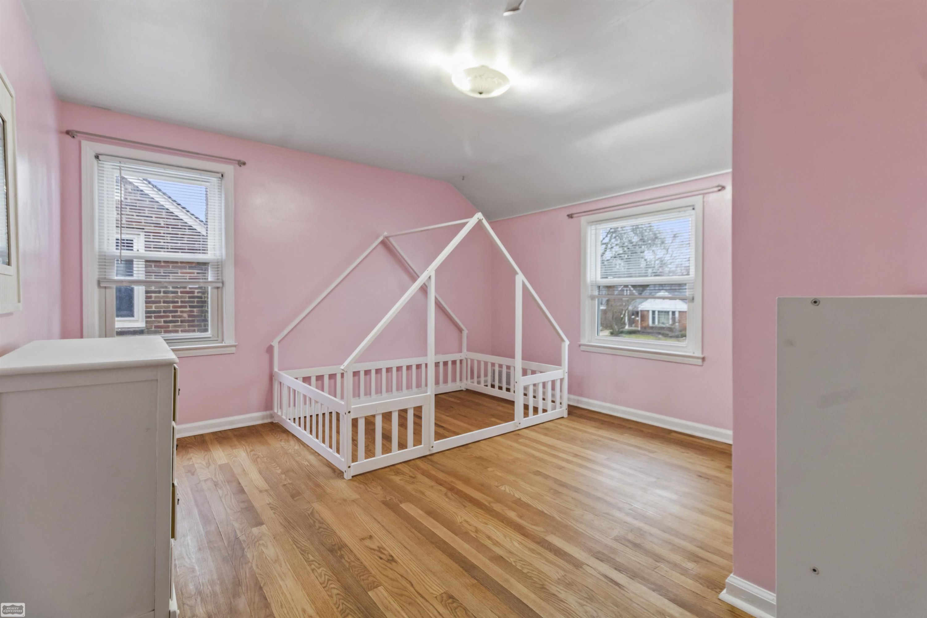 1744 Huntington Street, Grosse Pointe Woods, MI 48236 — Photo 23