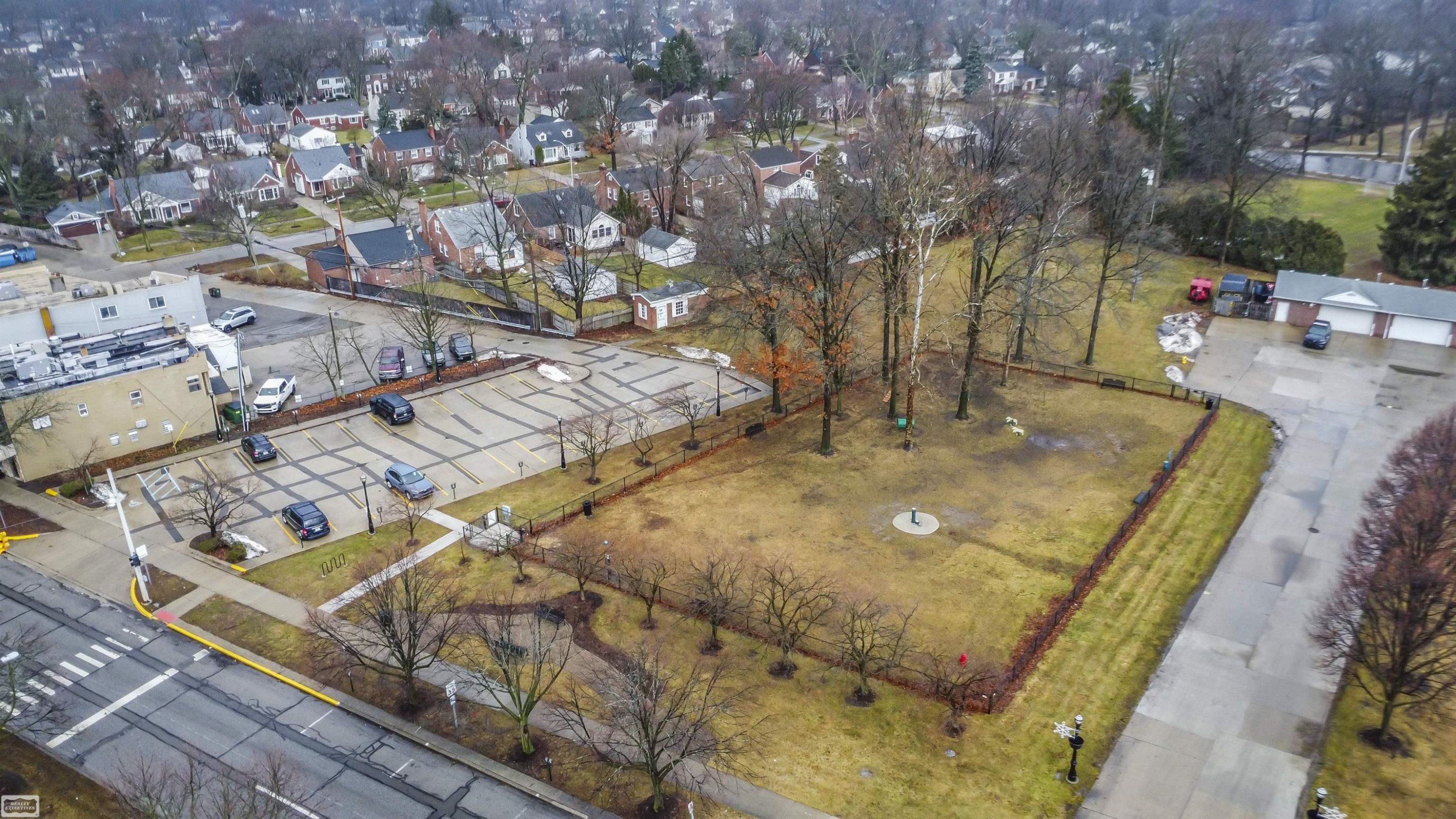 1744 Huntington Street, Grosse Pointe Woods, MI 48236 — Photo 31