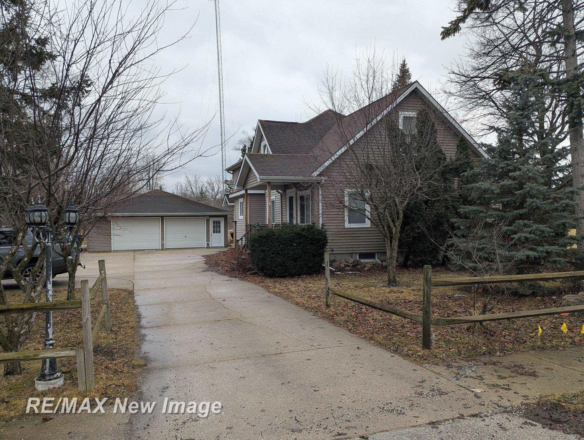 2385 McCarty Road, Saginaw, MI 48603 — Photo 2