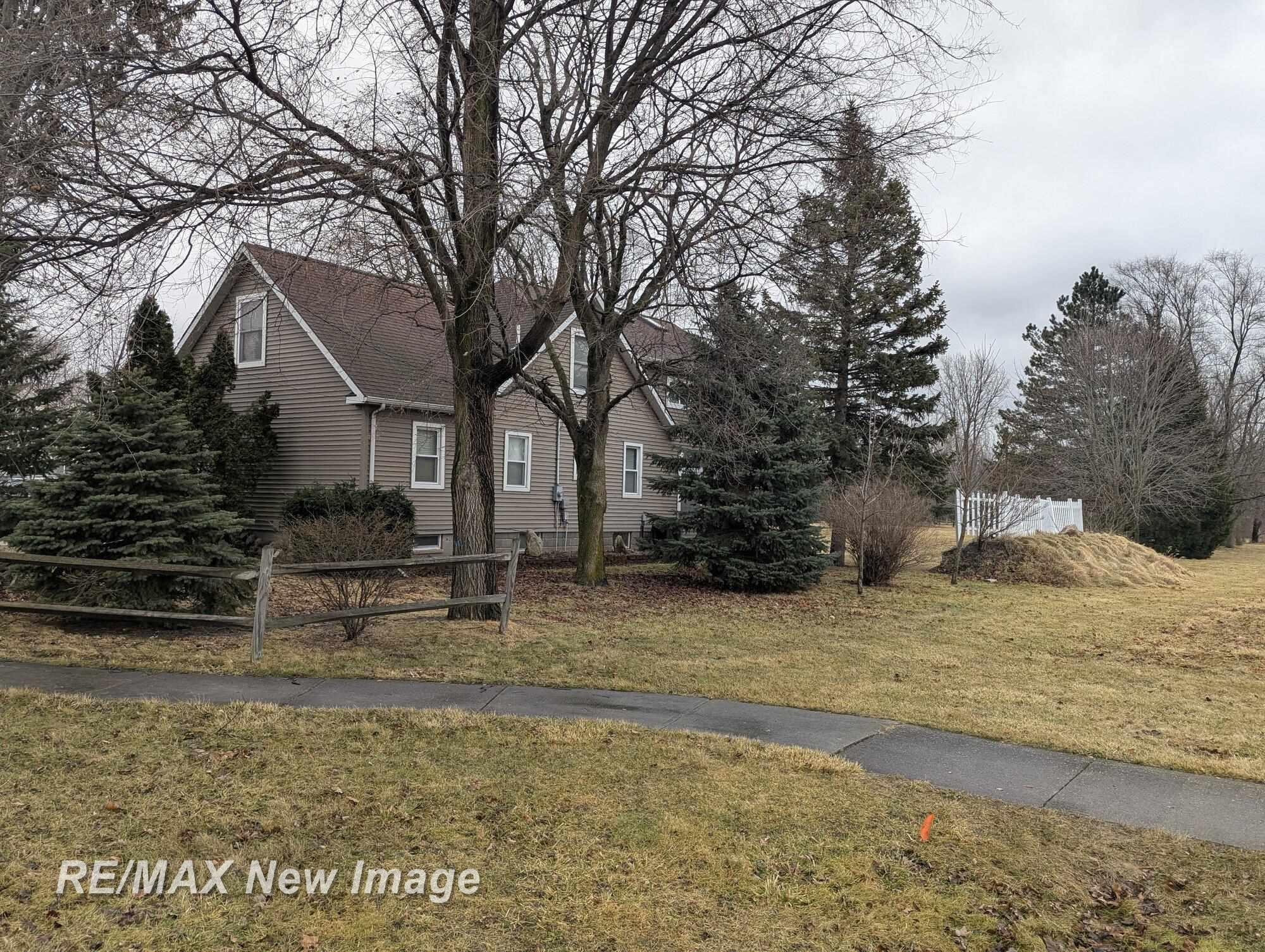 2385 McCarty Road, Saginaw, MI 48603 — Photo 3